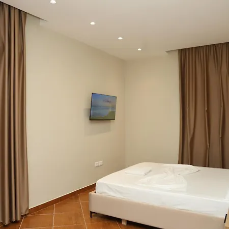 Hotel Kalpazo Tommy Durres 4*