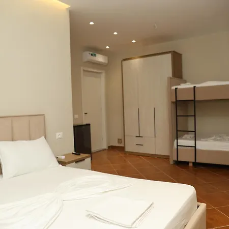 Kalpazo Tommy Durres 4* Bisht Kamez