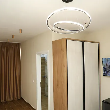 Hotel Kalpazo Tommy Durres 4*