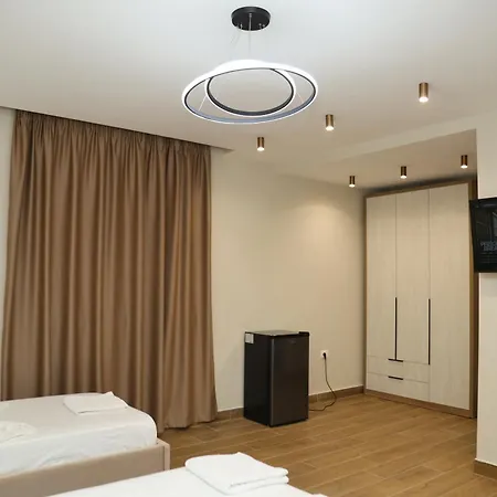 Hotel Kalpazo Tommy Durres Bisht Kamez