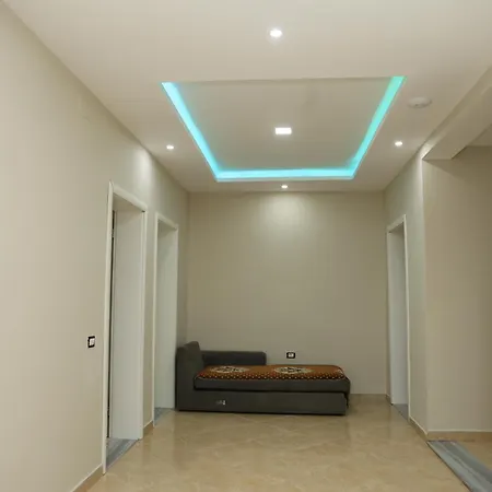 Kalpazo Tommy Durres 4*