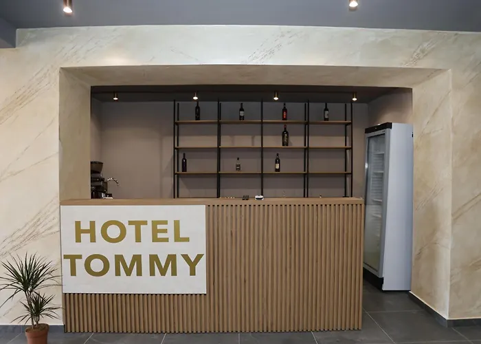 מלון Kalpazo Tommy Durres 4*