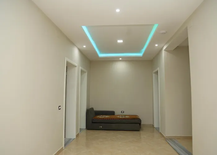 Kalpazo Tommy Durres 4*
