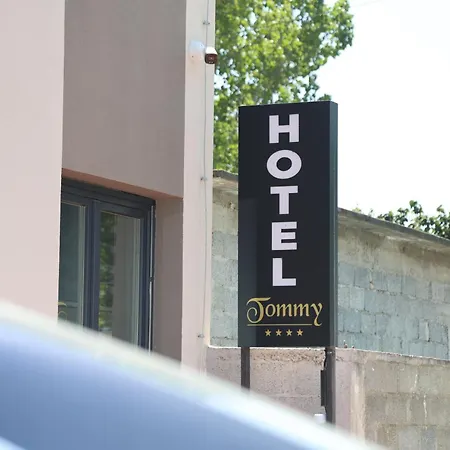 Kalpazo Tommy Durres 4* Bisht Kamez