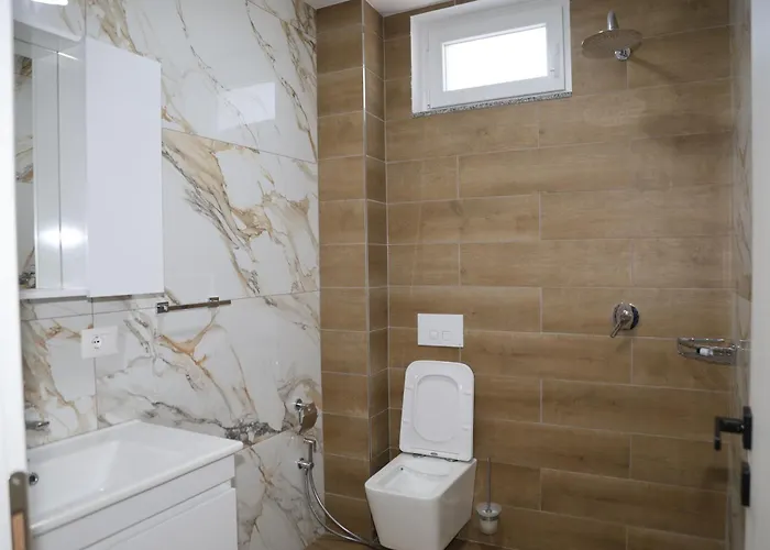 Hotel Kalpazo Tommy Durres 4*
