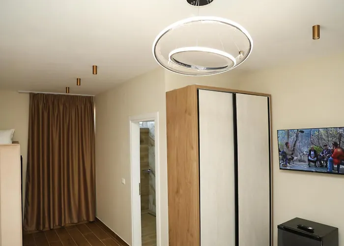 Hotel Kalpazo Tommy Durres 4*