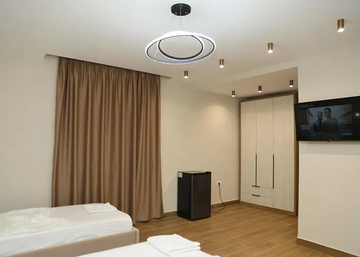 Hotel Kalpazo Tommy Durres Bisht Kamez