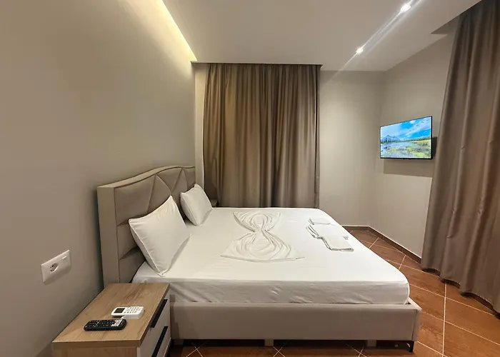 Hotel Kalpazo Tommy Durres 4*