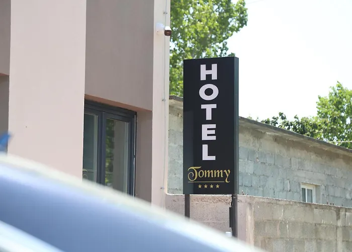 Kalpazo Tommy Durres 4* Bisht Kamez